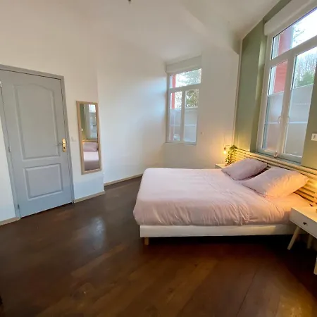 T2 Hyper-centre, Netflix, Gare * Amiens